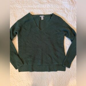 H&M green sweater